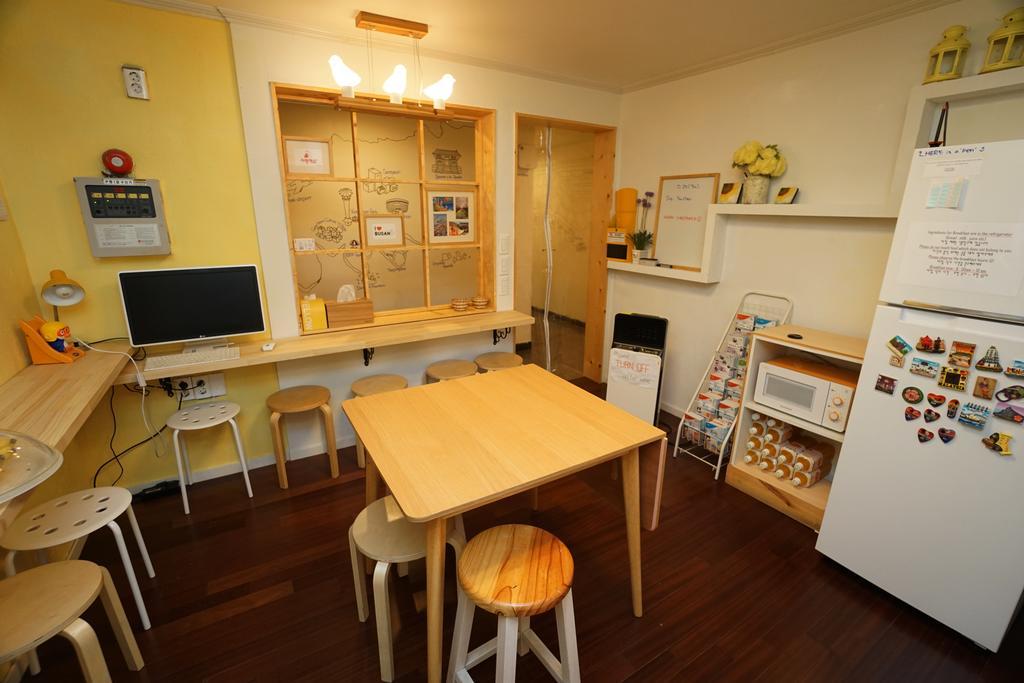 710 Guesthouse Yellow Busan Extérieur photo