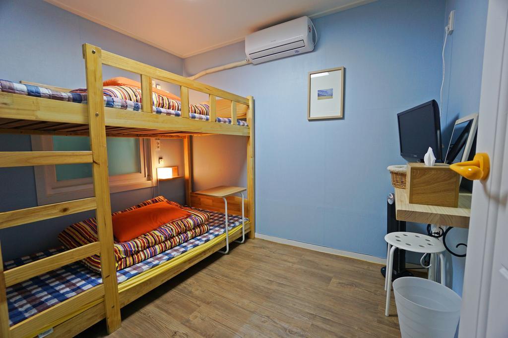 710 Guesthouse Yellow Busan Chambre photo